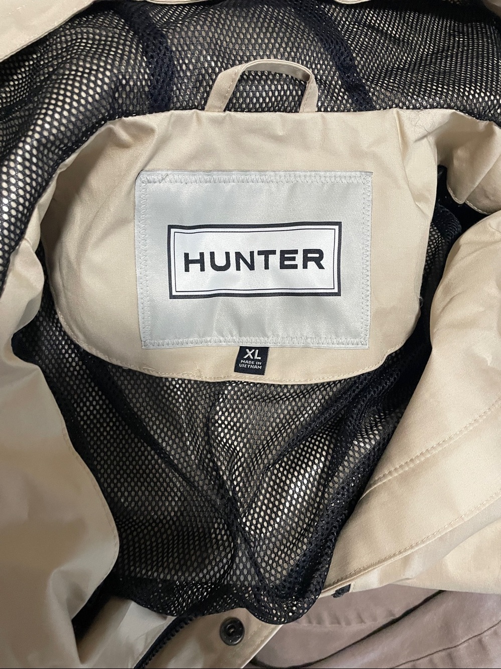 ( New with no tags) Hunter Cream Hooded Coat with Mesh Lining Size XL - Picture 7 of 7